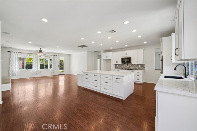 Detail Gallery Image 14 of 49 For 32101 Daisy Dr, Winchester,  CA 92596 - 4 Beds | 3 Baths