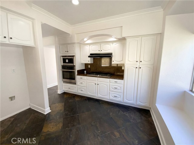 Detail Gallery Image 10 of 42 For 3303 Deaver, Corona,  CA 92882 - 3 Beds | 3 Baths