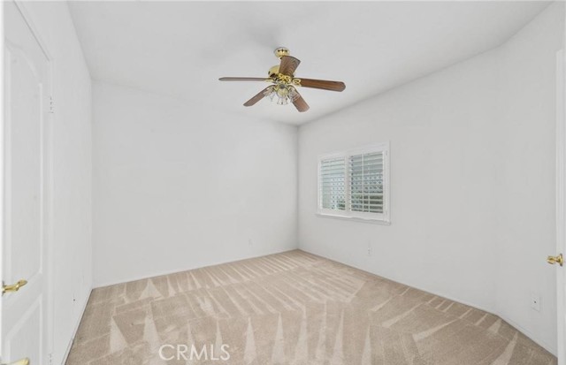 24252 Calle Artino, Murrieta CA: https://media.crmls.org/medias/0c162ba2-bedc-4ea1-851b-de159116fdbc.jpg