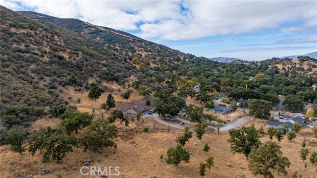 Detail Gallery Image 2 of 12 For 17701 Alps Dr, Tehachapi,  CA 93561 - – Beds | – Baths