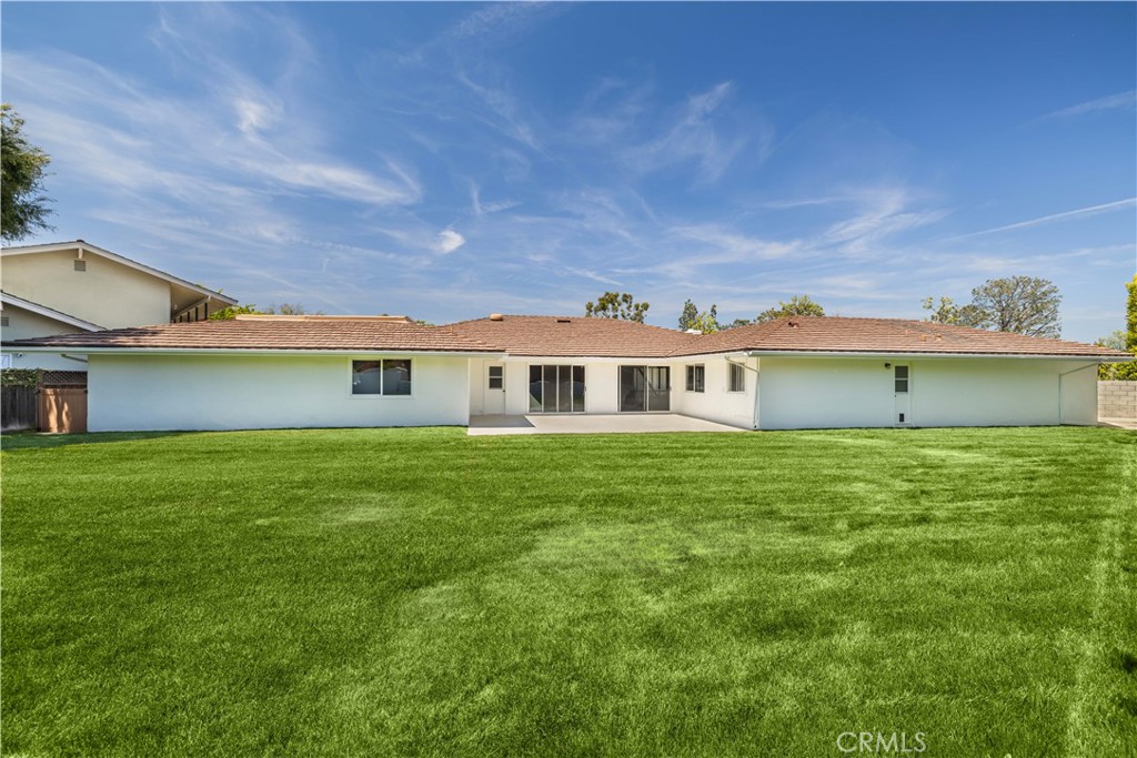 MLS #NP25099415 img 2