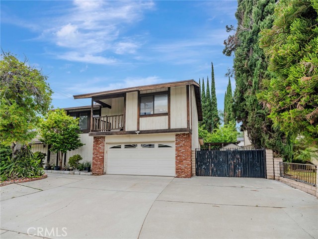 7800 Winnetka Avenue, Winnetka CA: https://media.crmls.org/medias/0c16feec-027a-4f82-9f3a-963a94bb620c.jpg
