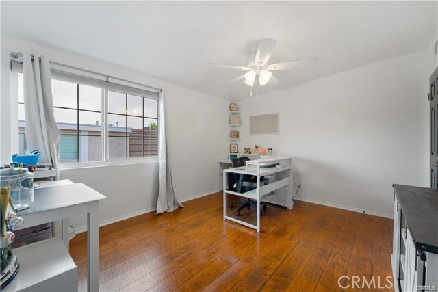 Detail Gallery Image 19 of 23 For 27065 Rio Prado Dr, Valencia,  CA 91354 - 4 Beds | 3 Baths