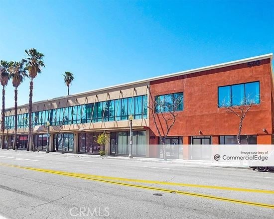 570 W 4th Street, San Bernardino, California 92401, ,Commercial Lease,For Rent,570 W 4th Street,CREV23058907