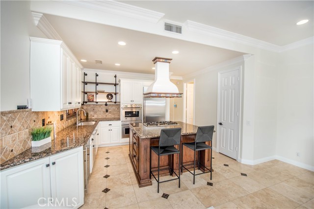 Detail Gallery Image 13 of 62 For 316 6th, Huntington Beach,  CA 92648 - 3 Beds | 3/1 Baths