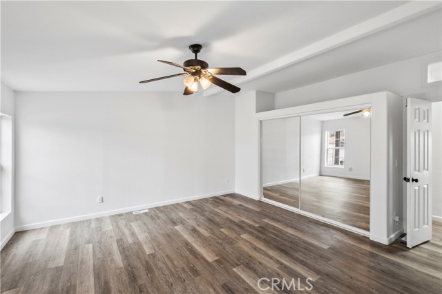 Image 19 of 56 For 34725 Silverwood Court