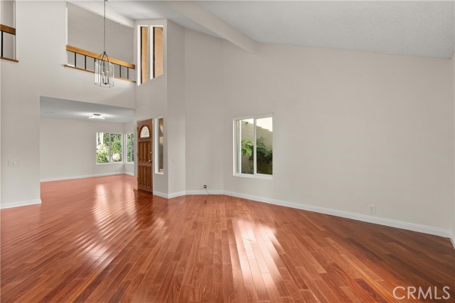 Detail Gallery Image 9 of 37 For 30 Entrada, Irvine,  CA 92620 - 4 Beds | 2/1 Baths