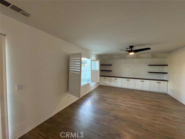 Detail Gallery Image 9 of 13 For 492 Jasmine, Perris,  CA 92570 - 3 Beds | 2/1 Baths