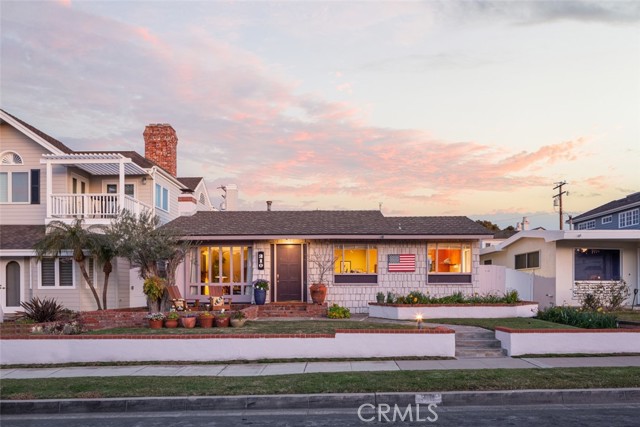 310 Marigold Avenue, Corona Del Mar (newport Beach), CA, 92625 310 Marigold Avenue, Corona Del Mar (newport Beach), CA, 92625