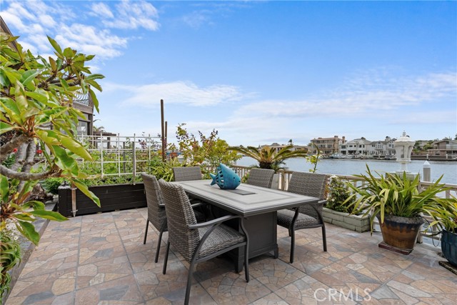 Detail Gallery Image 49 of 55 For 3562 Venture Dr, Huntington Beach,  CA 92649 - 4 Beds | 2/1 Baths