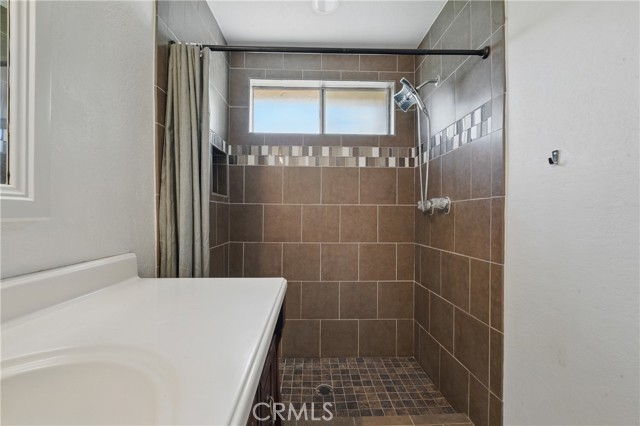 Detail Gallery Image 18 of 27 For 2101 E 21st St #310,  Signal Hill,  CA 90755 - 2 Beds | 2 Baths