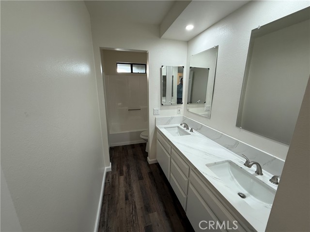Detail Gallery Image 20 of 33 For 15332 Tuscola Rd, Apple Valley,  CA 92307 - 5 Beds | 3 Baths