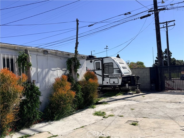 Detail Gallery Image 36 of 43 For 1318 E 100th St, Los Angeles,  CA 90002 - 3 Beds | 2 Baths