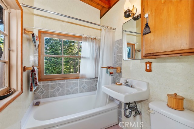 Detail Gallery Image 17 of 34 For 967 Knickerbocker Rd, Big Bear Lake,  CA 92315 - 1 Beds | 1 Baths