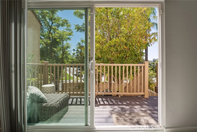 Detail Gallery Image 29 of 41 For 23391 Park Sorrento #63,  Calabasas,  CA 91302 - 3 Beds | 2 Baths