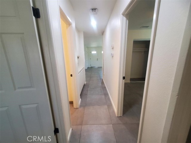 2431 12th Street, Riverside CA: https://media.crmls.org/medias/0c1d003d-ae82-450d-8524-17ceb6796874.jpg