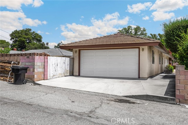 1753 N Albright Avenue, Upland CA: https://media.crmls.org/medias/0c1dfc4d-28a7-4379-8d9a-a2d0723c3b48.jpg