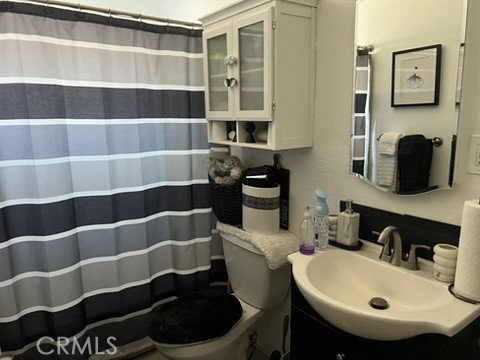 103 E Barbour Street, Banning CA: https://media.crmls.org/medias/0c1e5f5a-6db5-476f-b0fc-407ea7f8457c.jpg