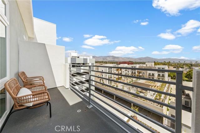 Detail Gallery Image 14 of 66 For 168 S Monterey St #512,  Alhambra,  CA 91801 - 3 Beds | 3/1 Baths