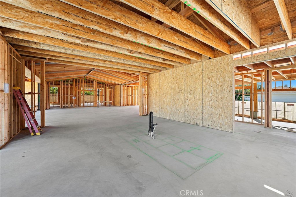 MLS #NP26198553 image #19