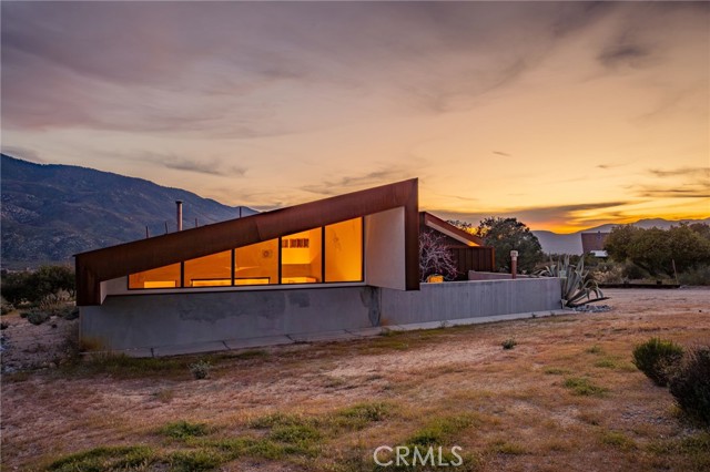 Detail Gallery Image 3 of 56 For 70089 Sonora, Mountain Center,  CA 92561 - 2 Beds | 2 Baths