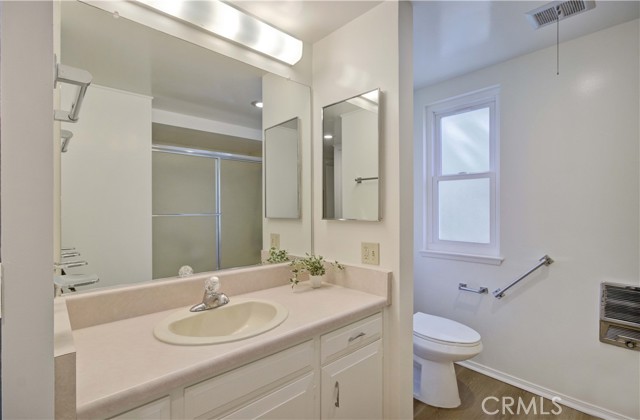 Detail Gallery Image 25 of 32 For 389 Avenida Castilla #Q,  Laguna Woods,  CA 92637 - 2 Beds | 2 Baths