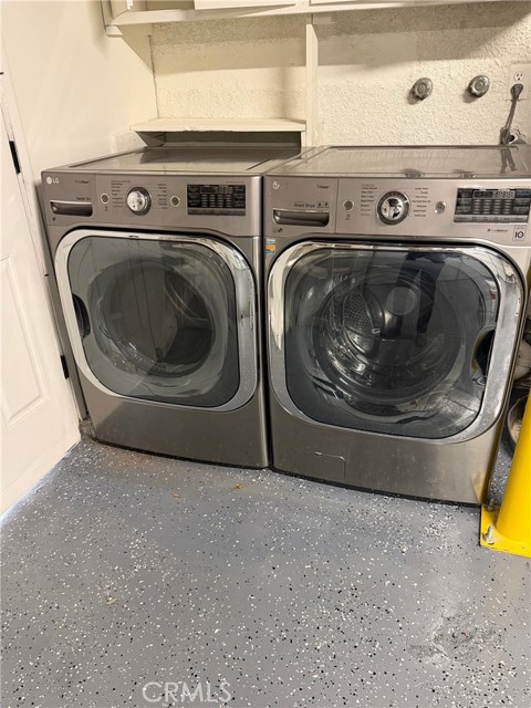 Detail Gallery Image 15 of 22 For 5301 Dubois, Woodland Hills,  CA 91367 - 3 Beds | 2 Baths