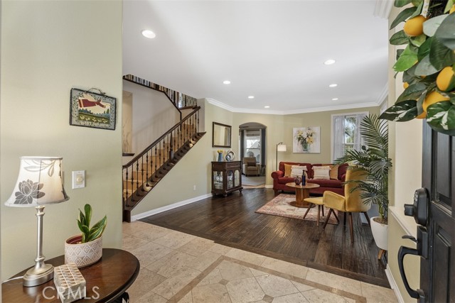 7 Mariposa, Rancho Santa Margarita CA: https://media.crmls.org/medias/0c1fd35e-e899-4c48-a441-4645c3092f56.jpg
