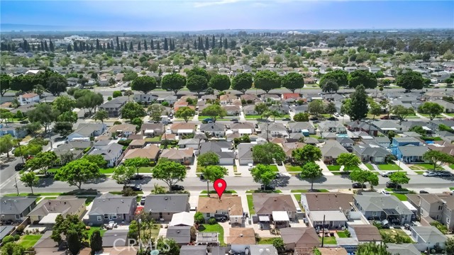 5522 Briercrest Avenue, Lakewood CA: https://media.crmls.org/medias/0c2010e5-9cf2-401a-9722-1fc1be67e744.jpg