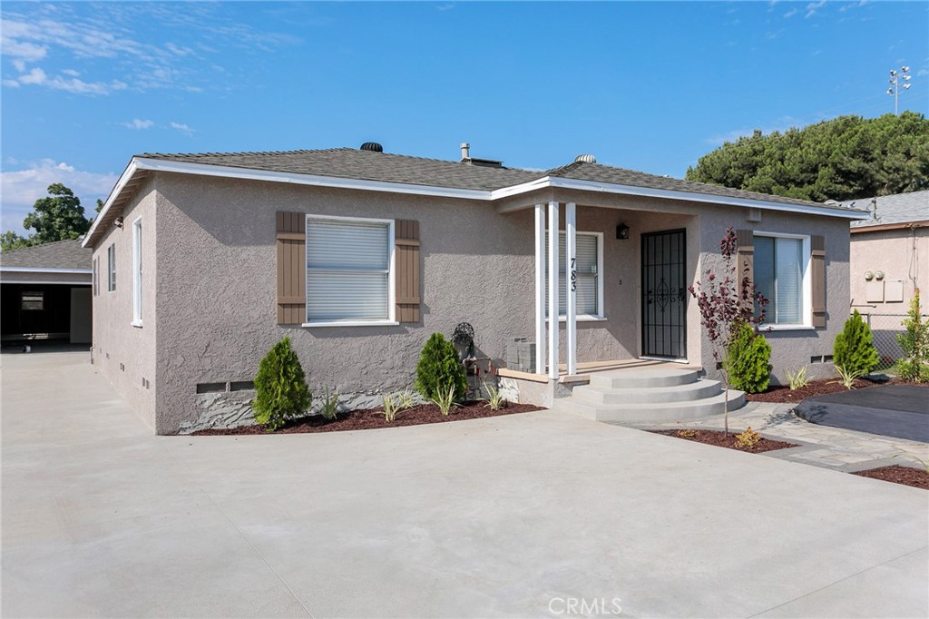 MLS #OC25147950 img 18