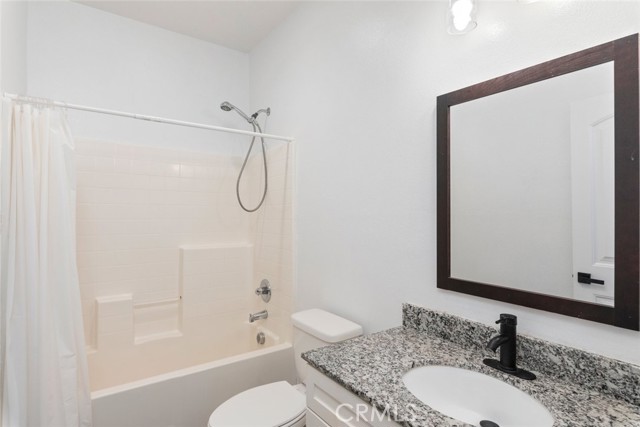 29362 Wild Lilac, Lake Elsinore CA: https://media.crmls.org/medias/0c207c4c-eed0-4f29-932a-3f2e93841f24.jpg