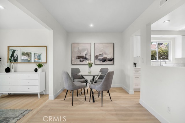 Detail Gallery Image 16 of 20 For 6456 Royer Ave, West Hills,  CA 91307 - 4 Beds | 2 Baths