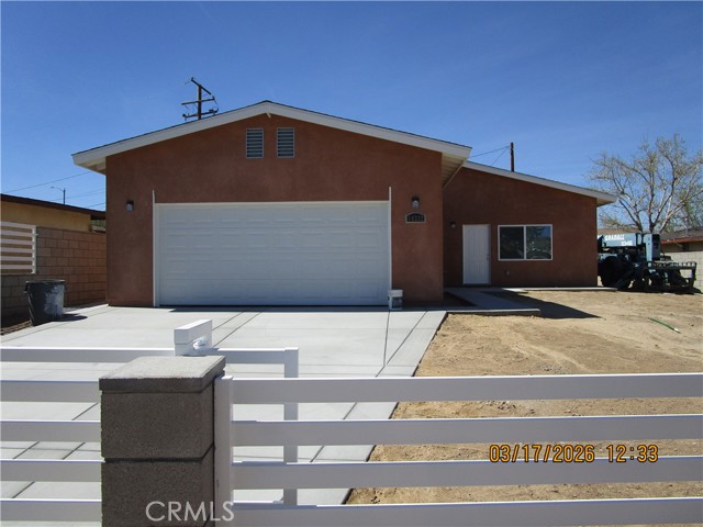 Detail Gallery Image 2 of 34 For 14332 Outer Hesperia Rd, Victorville,  CA 92395 - 4 Beds | 2 Baths