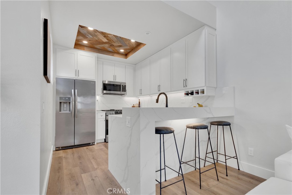 25072 Leucadia #E