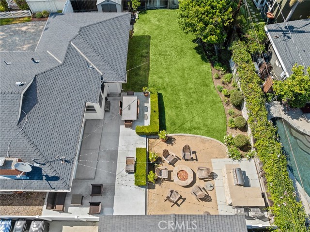 1912 Diana Ln, Newport Beach CA: https://media.crmls.org/medias/0c22ca84-cbc2-45eb-af58-ff98b61b4c15.jpg