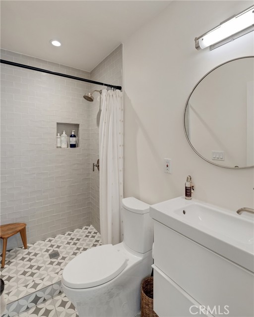 Detail Gallery Image 25 of 40 For 1706 Carver St, Redondo Beach,  CA 90278 - 3 Beds | 2 Baths