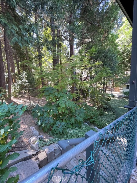 24379 San Moritz, Crestline, CA 92325