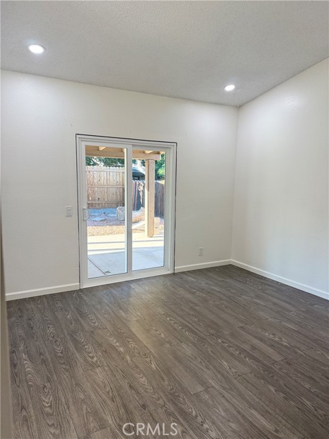 14164 Poplar Street, Hesperia CA: https://media.crmls.org/medias/0c22e5ba-9a5b-4b31-9568-5bd2e26f6b67.jpg