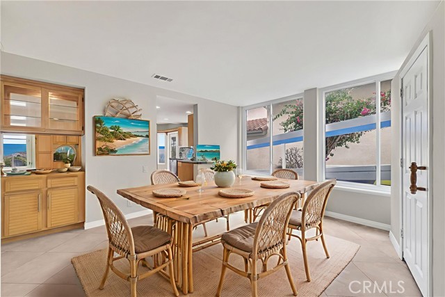 Detail Gallery Image 6 of 43 For 27 Saint Francis Ct, Dana Point,  CA 92629 - 3 Beds | 3 Baths