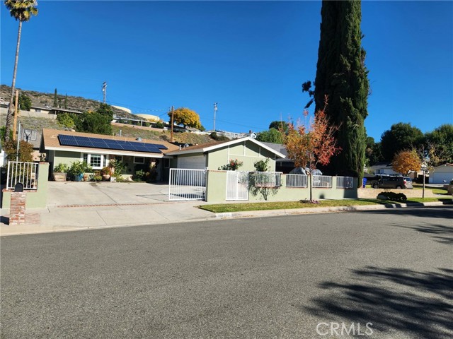 Detail Gallery Image 69 of 71 For 19755 Steinway St, Canyon Country,  CA 91351 - 3 Beds | 2 Baths