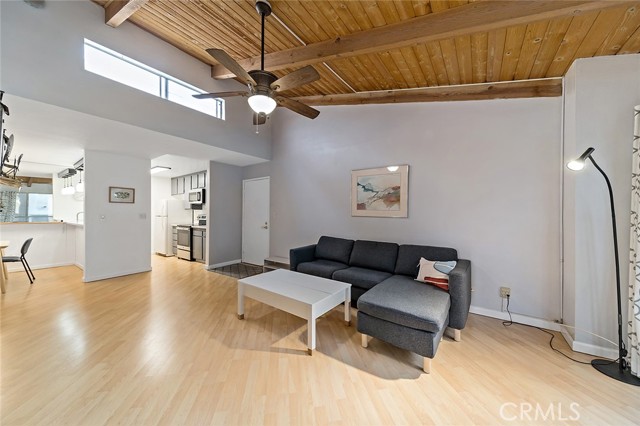 Detail Gallery Image 8 of 17 For 4900 Overland Ave #265,  Culver City,  CA 90230 - 2 Beds | 1/1 Baths