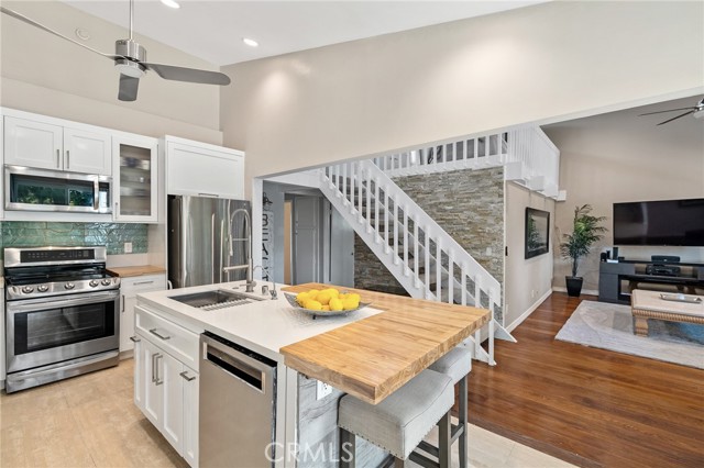 631 Prospect Avenue, Redondo Beach, California 90277, 3 Bedrooms Bedrooms, ,2 BathroomsBathrooms,Residential,Sold,Prospect,SB22086433