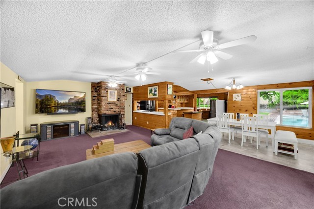 Detail Gallery Image 8 of 51 For 1005 E Woodland Ln, Glendora,  CA 91741 - 4 Beds | 3 Baths