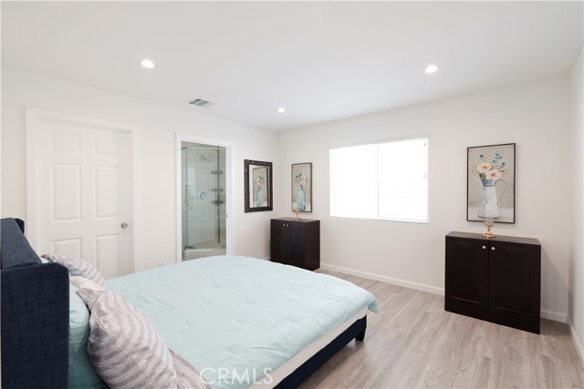 Detail Gallery Image 7 of 26 For 18623 Bryant St, Northridge,  CA 91324 - 3 Beds | 2 Baths