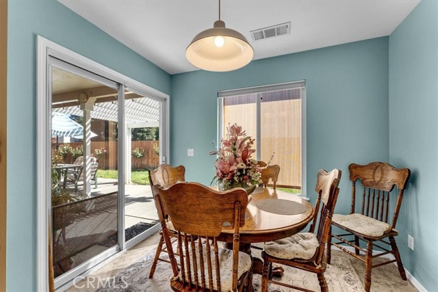 Detail Gallery Image 15 of 45 For 216 Aspen Way, Red Bluff,  CA 96080 - 4 Beds | 2 Baths