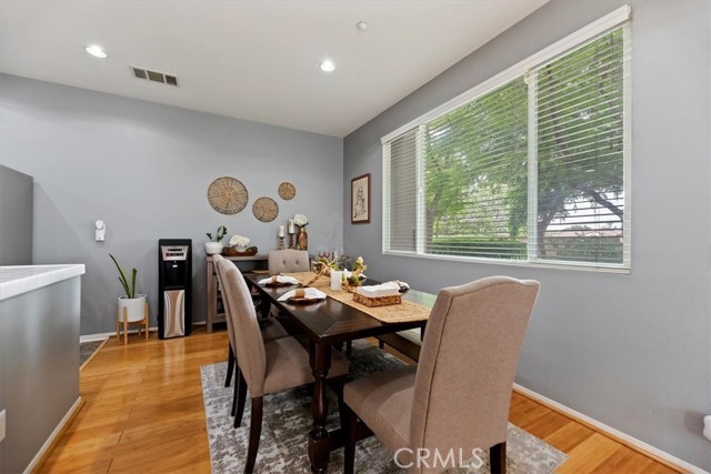 27886 John F Kennedy Drive, Moreno Valley CA: https://media.crmls.org/medias/0c26a2a1-f2b0-469d-af73-a633410d4d32.jpg