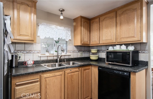 Detail Gallery Image 12 of 48 For 12151 Fremont St #76,  Yucaipa,  CA 92399 - 2 Beds | 2 Baths