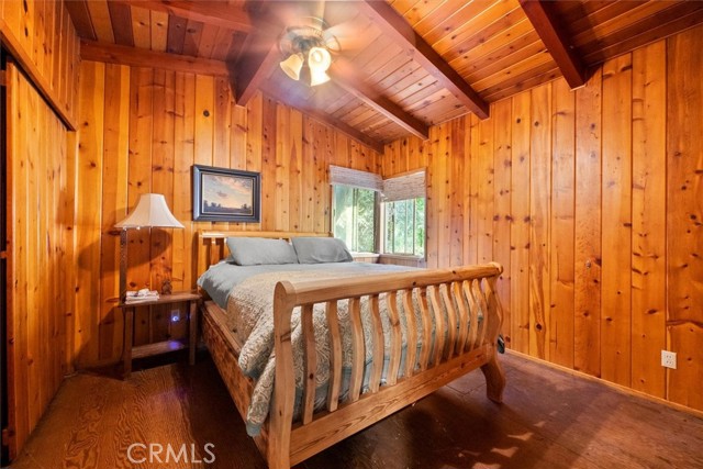 18 Hot Springs Cyn, San Juan Capistrano CA: https://media.crmls.org/medias/0c28ddd3-af39-459a-88a6-a3dab647e7e3.jpg