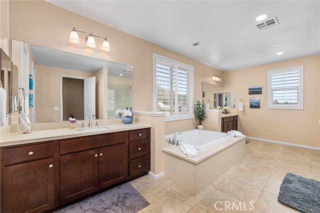Image 22 of 32 For 17490 Fairbreeze Court
