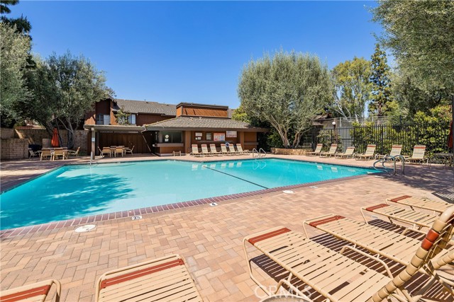 Detail Gallery Image 21 of 23 For 1224 Westmont Dr, San Pedro,  CA 90732 - 2 Beds | 2/1 Baths